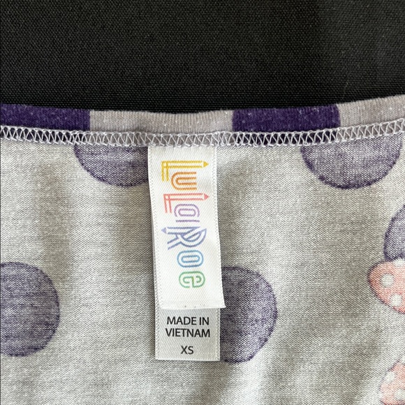 LuLaRoe Gray Top with Purple Dots and Pink Accents - Picture 3 of 5